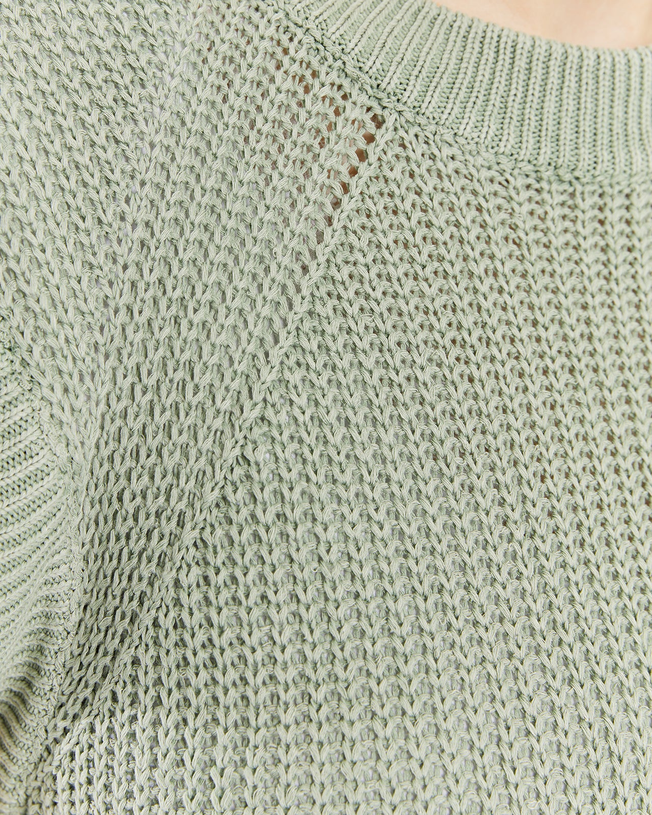 Short-sleeved round-neck sweater