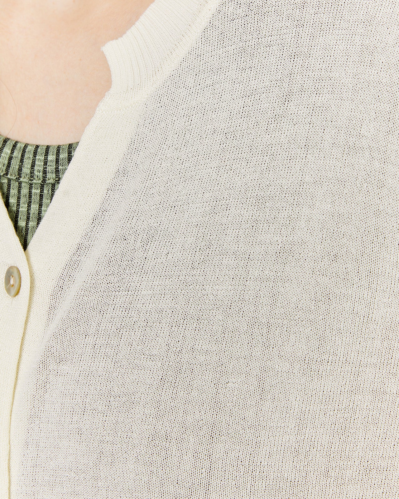 Mandarin collar cardigan