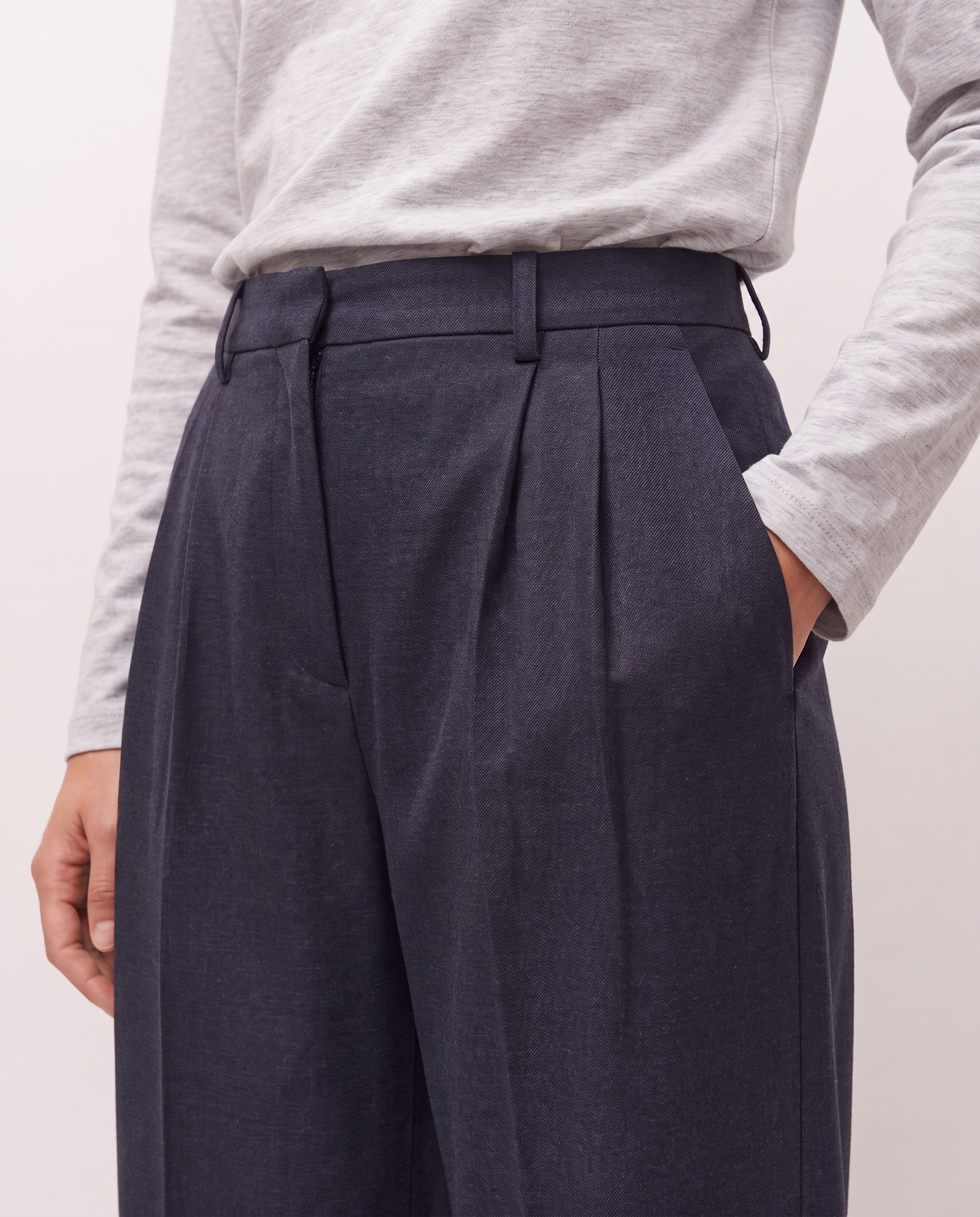 Pantalón con pinzas