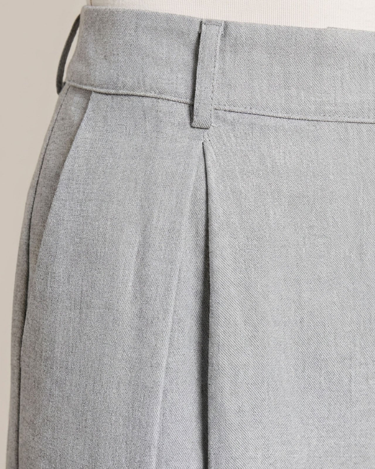 Pantalón traje fluido