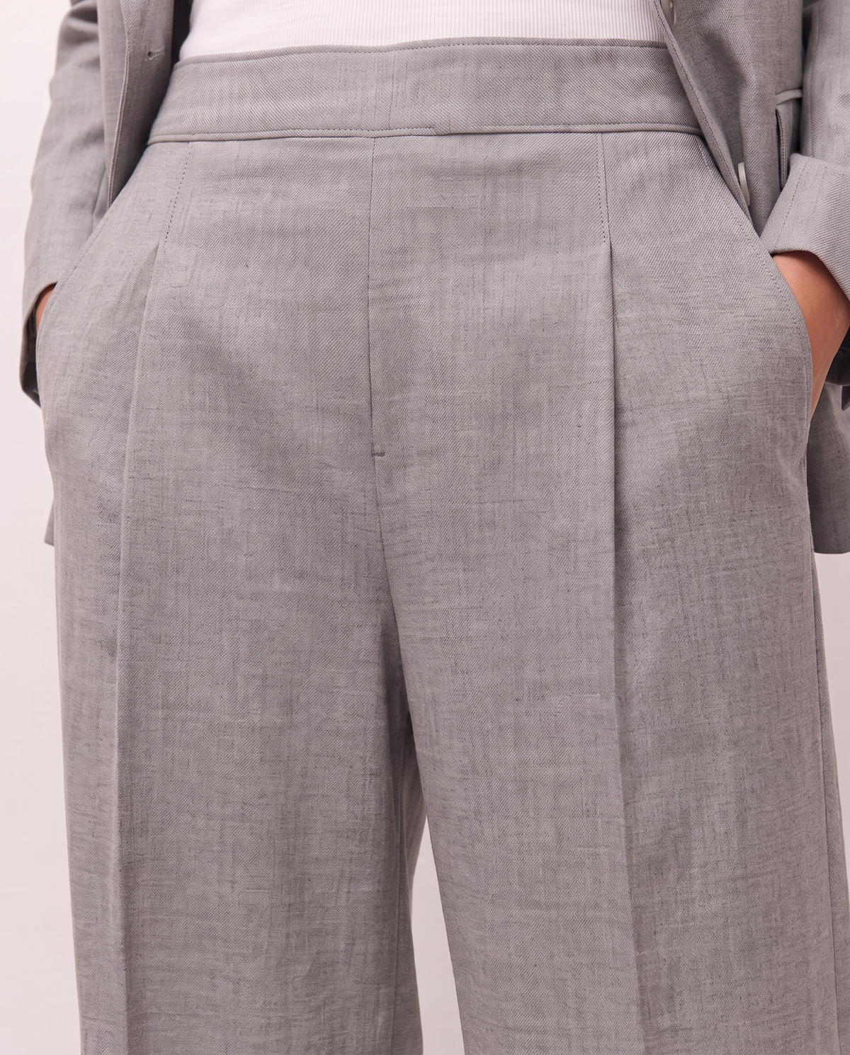 Pantalón traje fluido