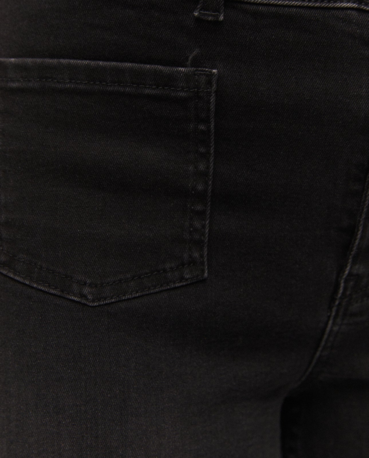 Pantalón denim bosillos