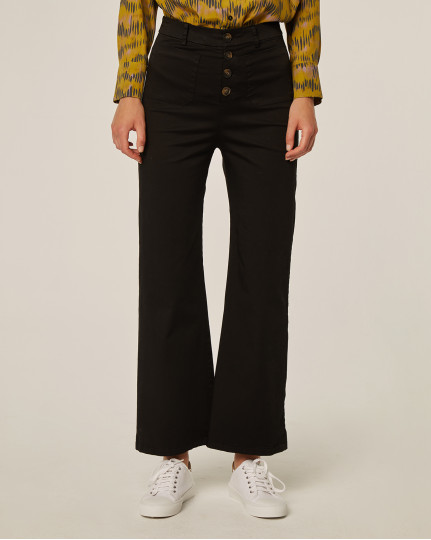 Wide button trousers