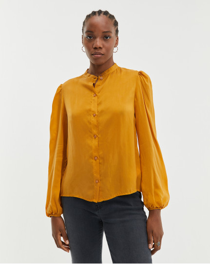 Orange shirt with maho collar