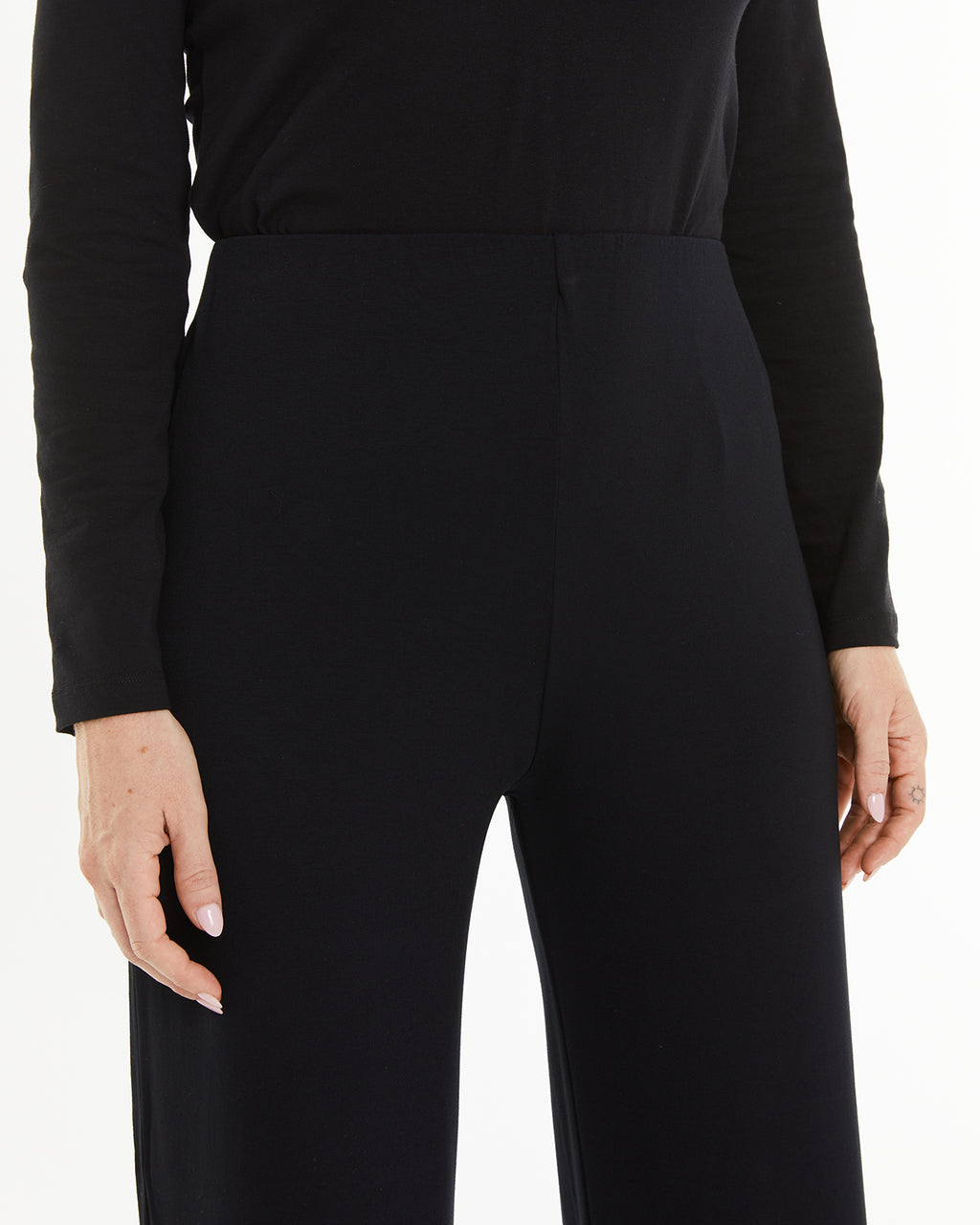 Pantalón ancho