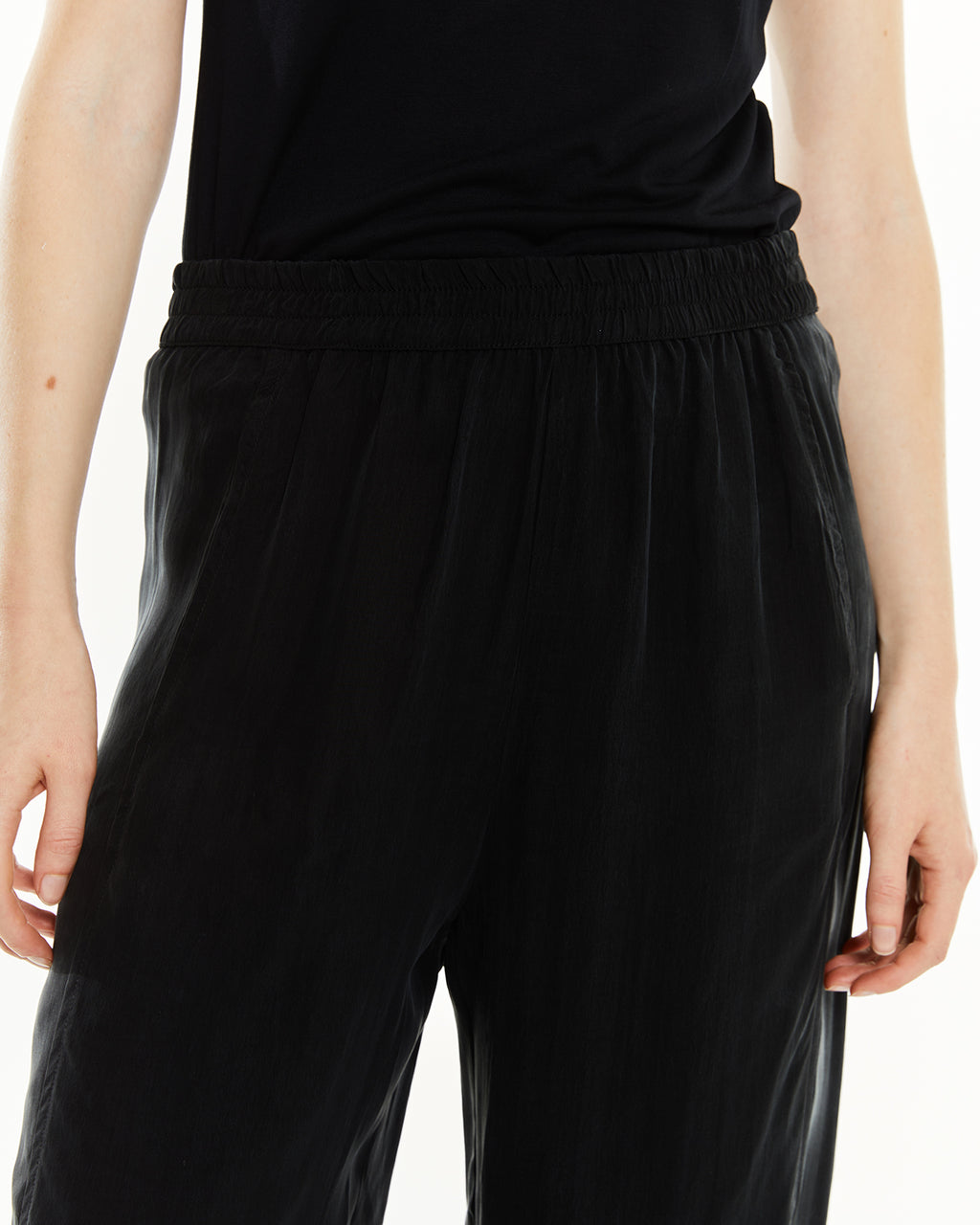 Pantalon long avec ceinture élastique et tissu cupro