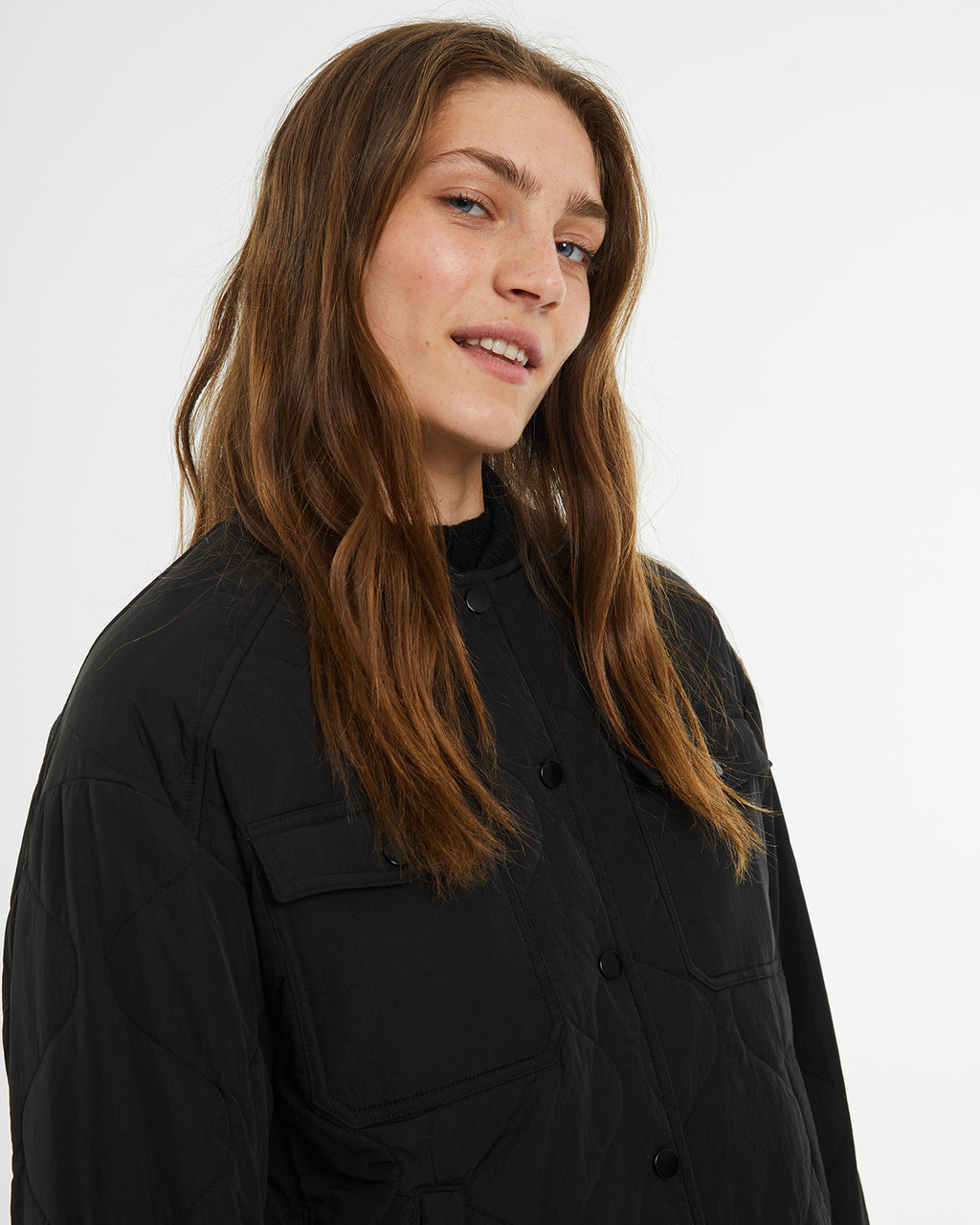 Short anorak with ribbed cuffs and collar