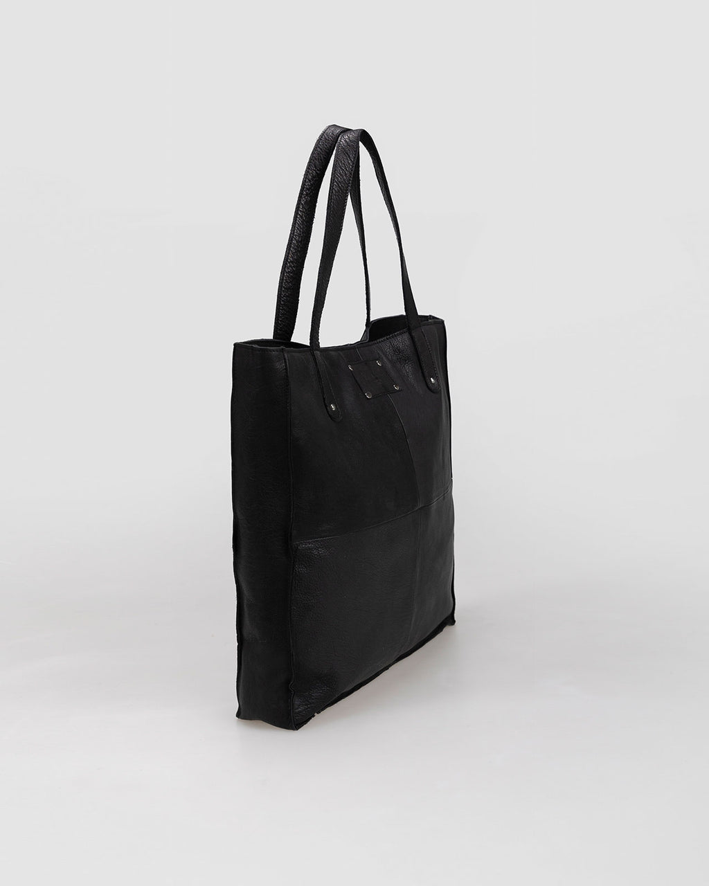 Leather shopper bag with shoulder straps