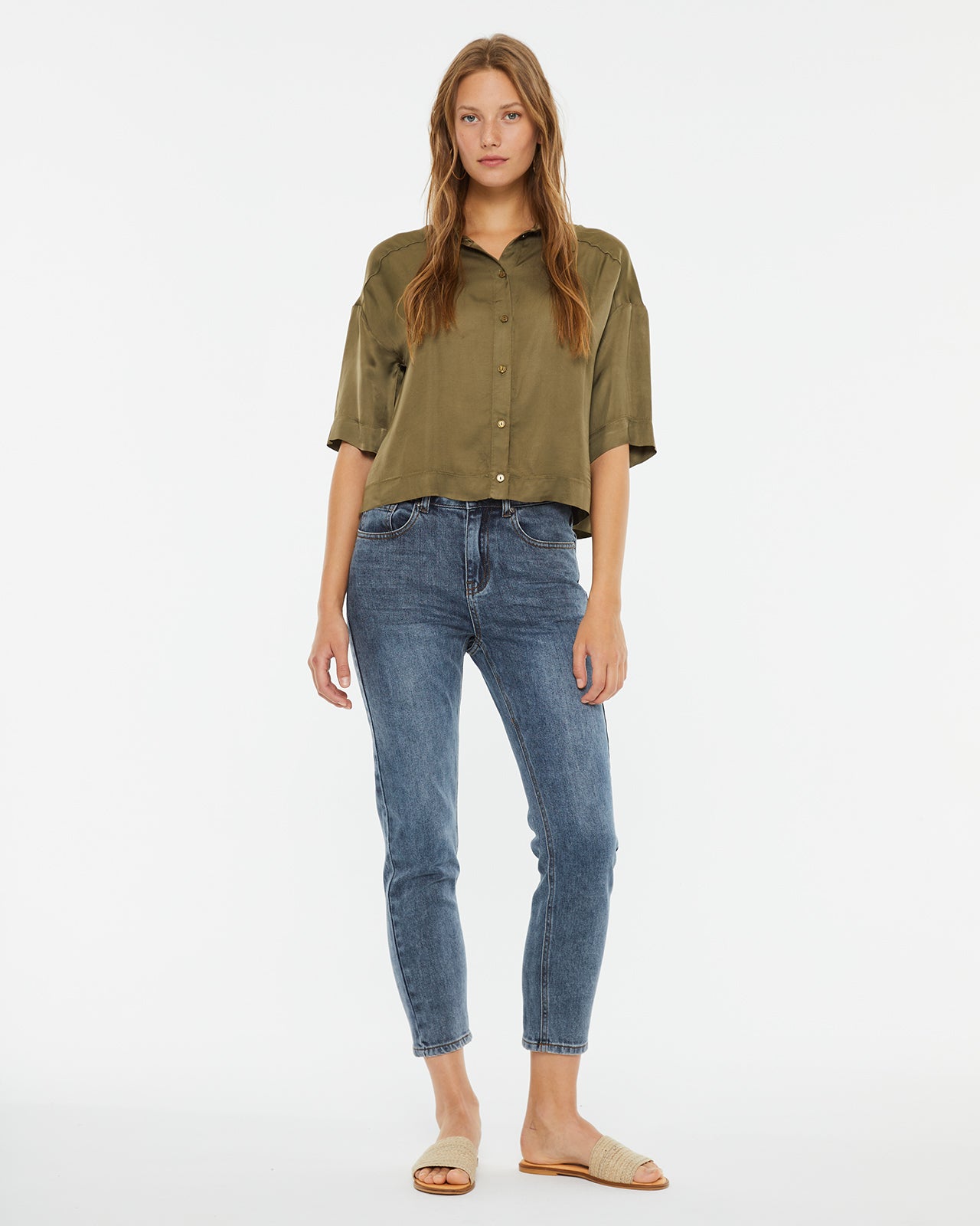 Short sleeve crop shirt