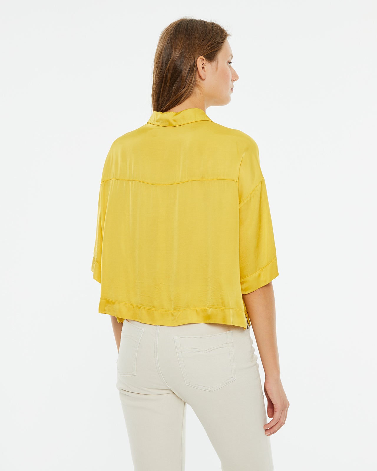 Short sleeve crop shirt