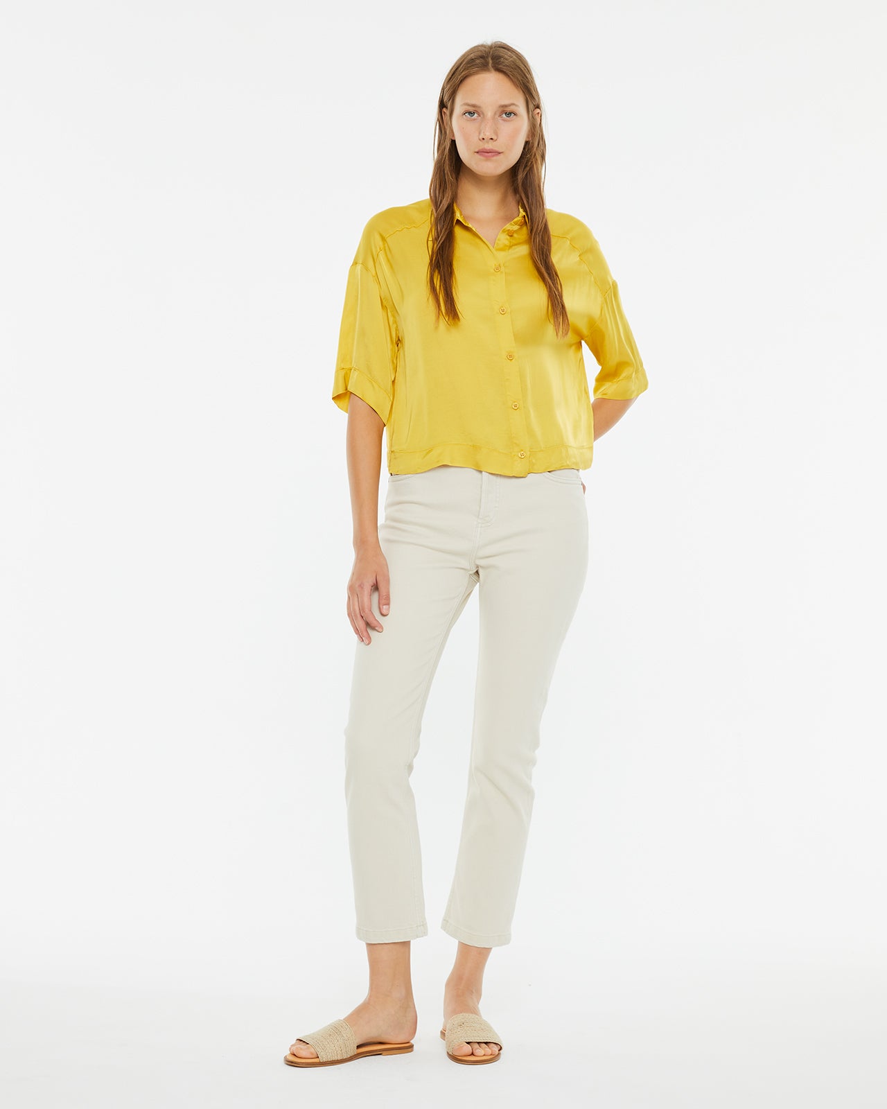 Short sleeve crop shirt