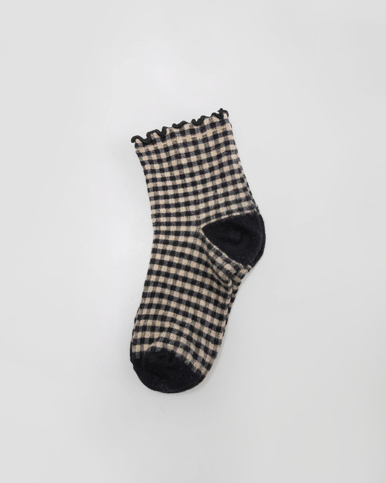 Checkered sock with ruffle finish