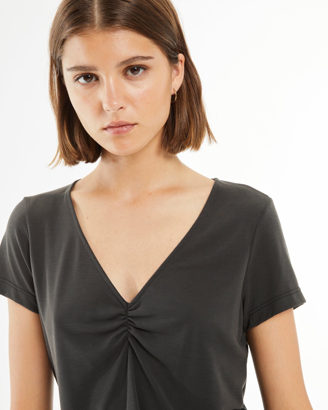 Short sleeve t-shirt with gathered detail in the centre neckline