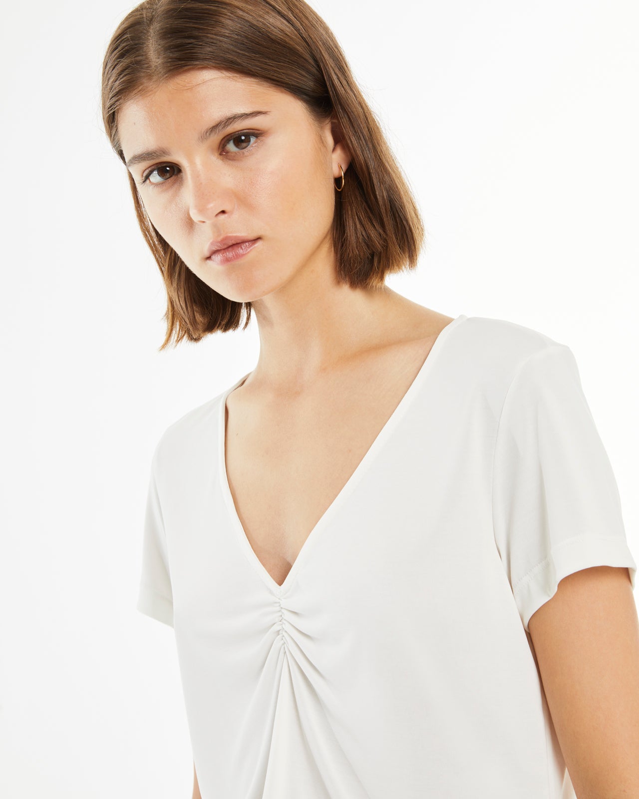 Short sleeve t-shirt with gathered detail in the centre neckline