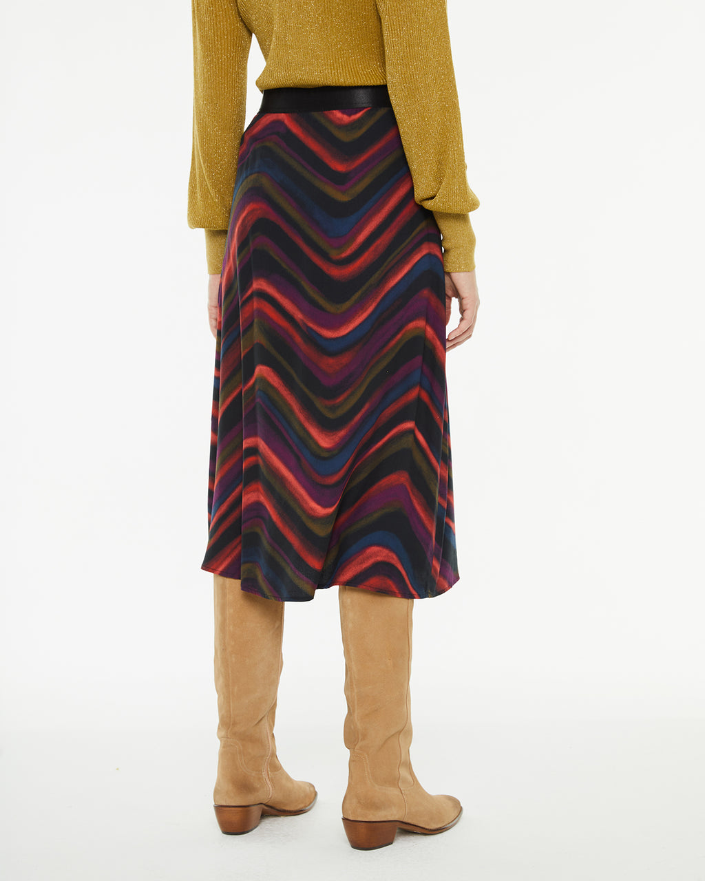 Multicolor wave print midi skirt