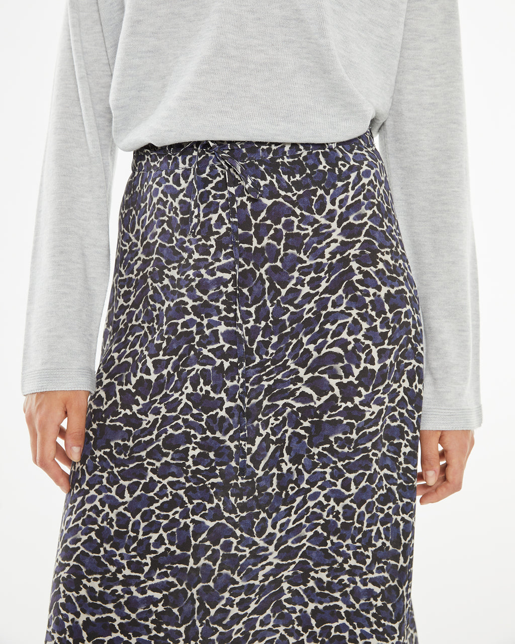 Printed midi skirt with invisible zipper