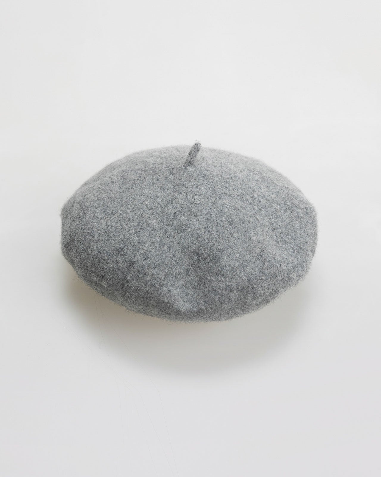 Light gray wool French beret