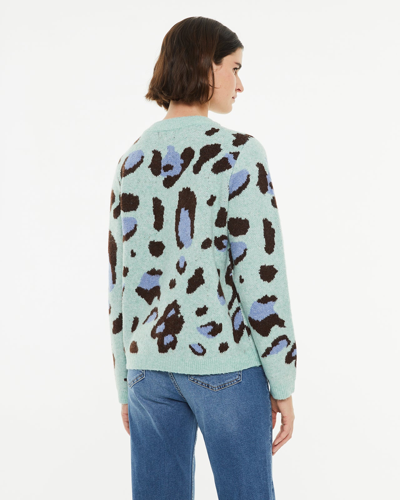 Straight jacquard animal print jersey with ribbed finishes