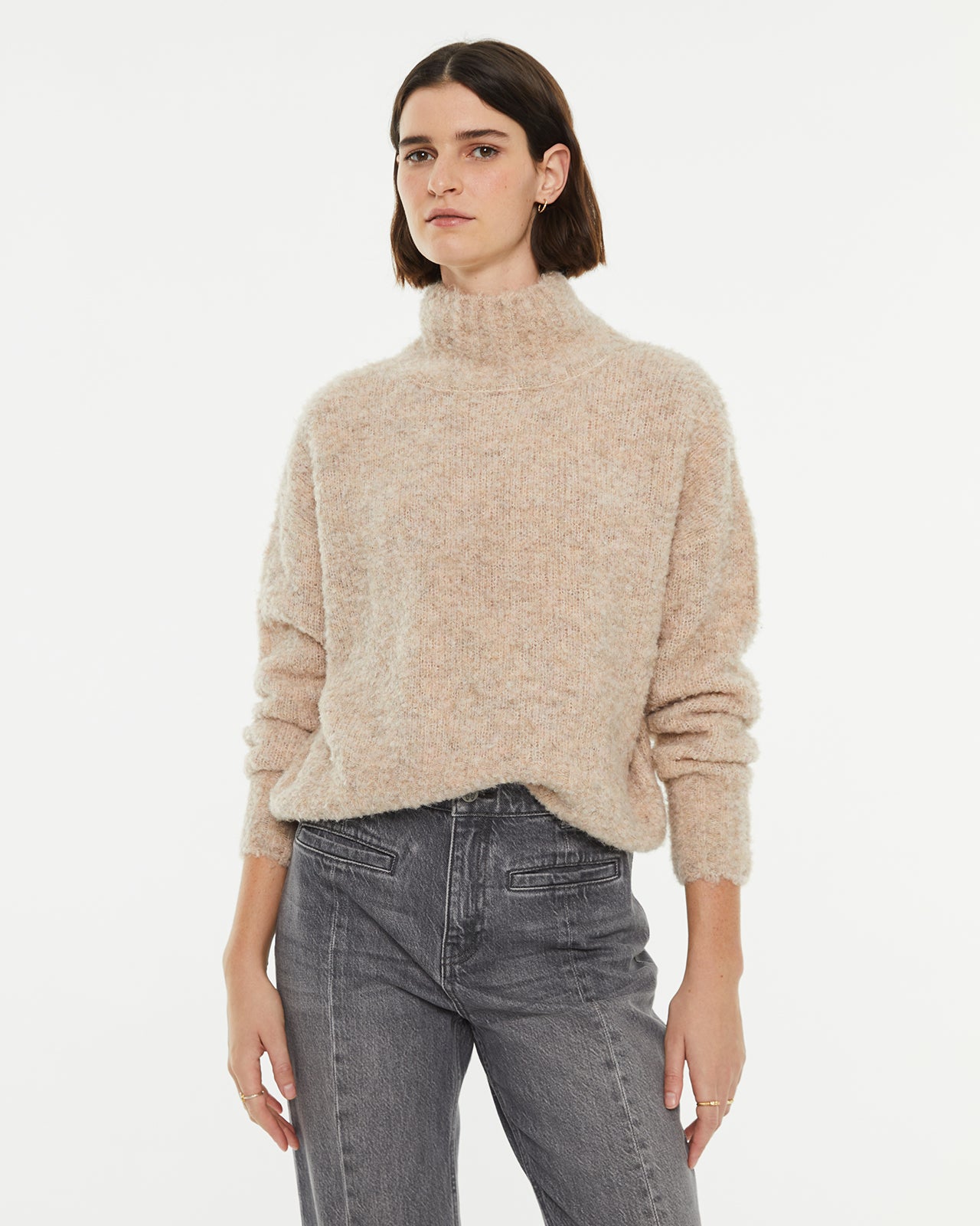 Jersey bouclé oversize cuello cisne