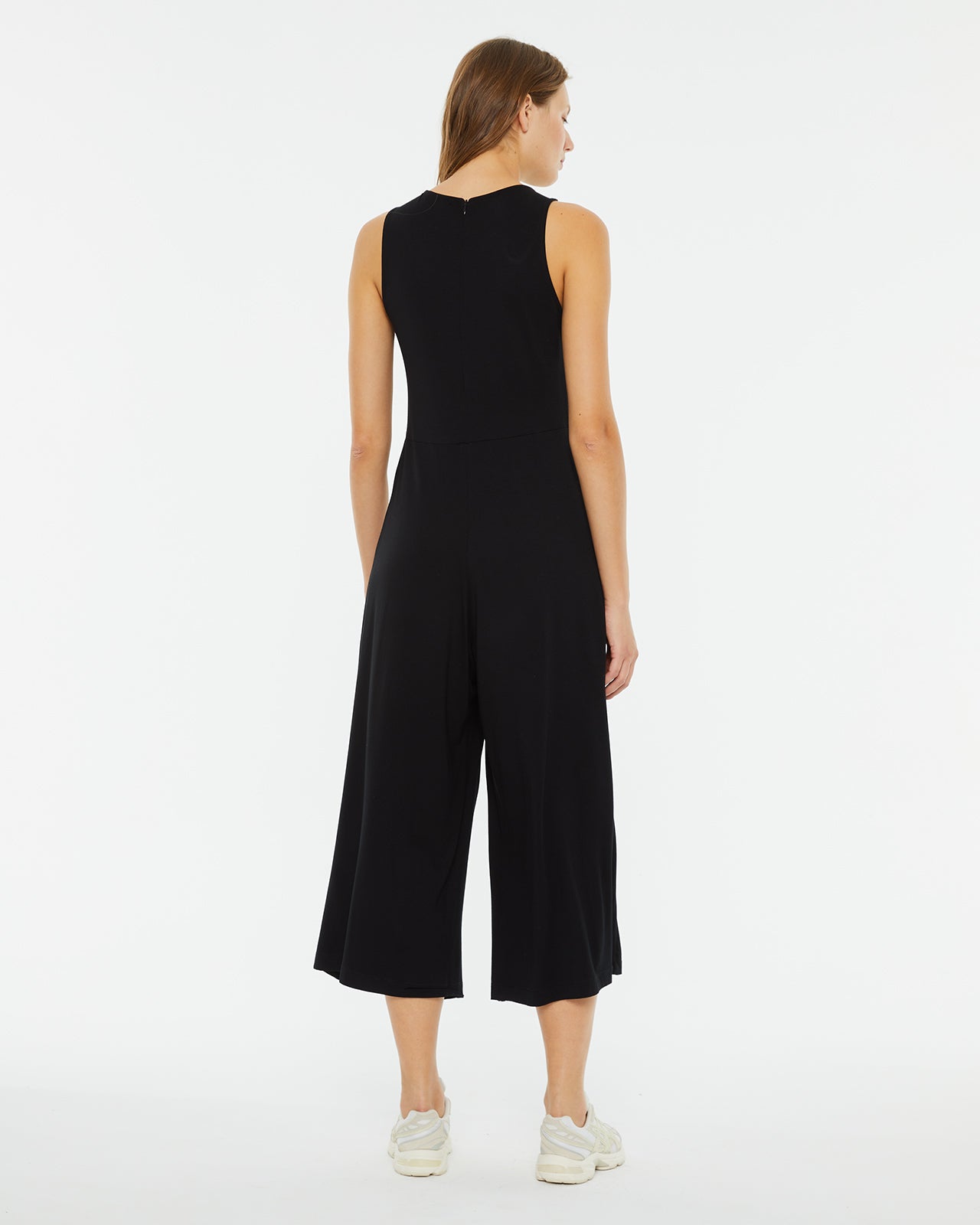 Long jumpsuit with cut out detail