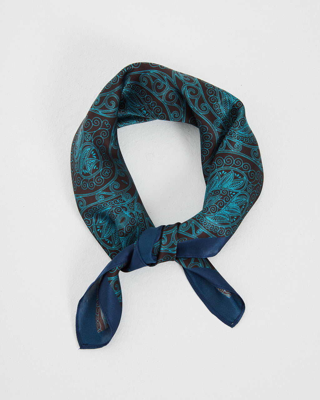 Pañuelo cuadrado satinado print bandana azul