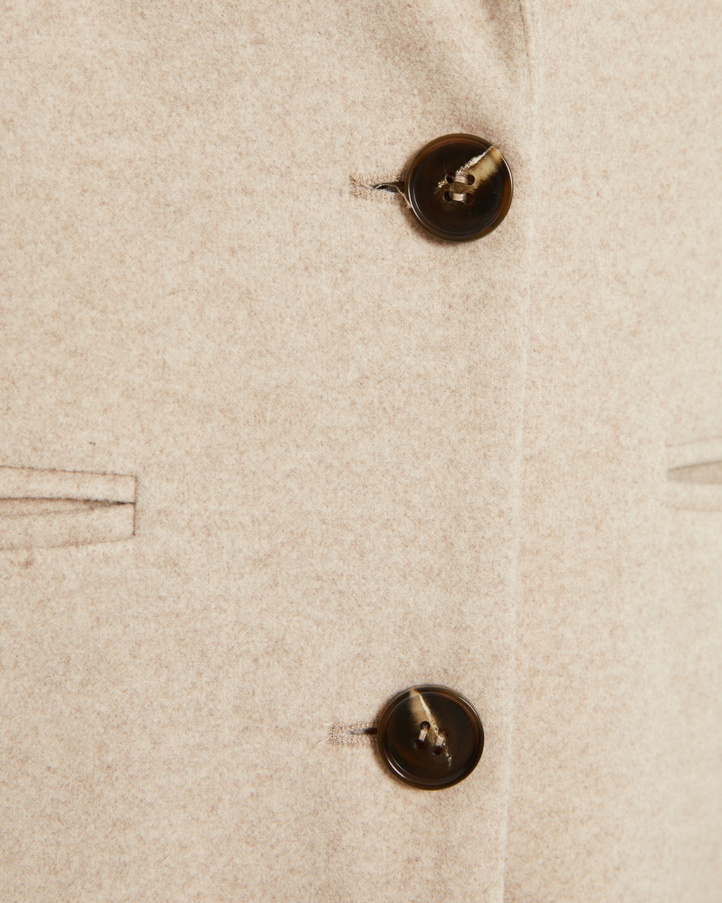 Abrigo largo bolsillos