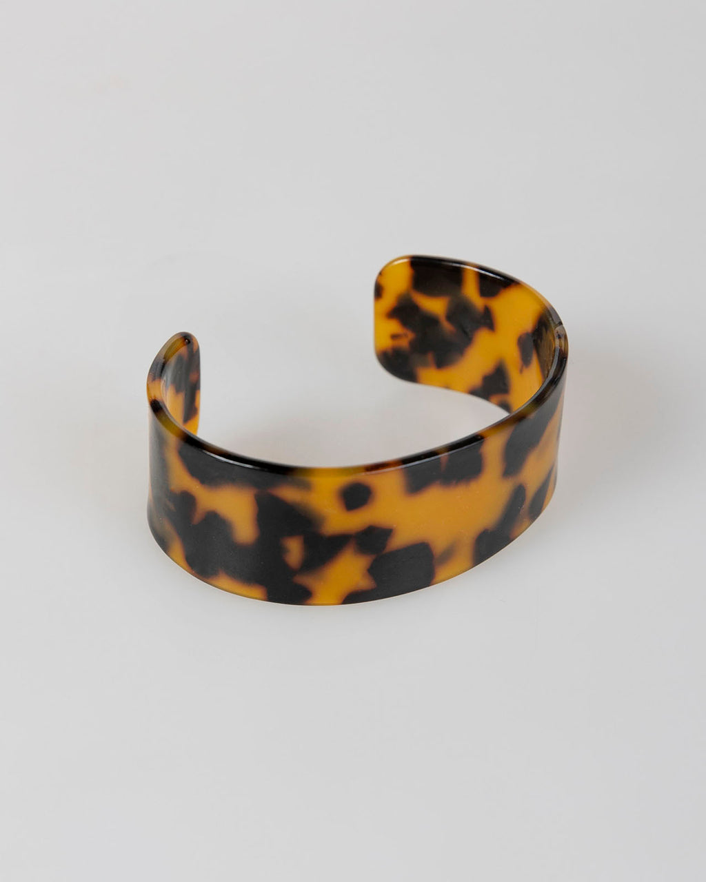 Rigid animal print bracelet