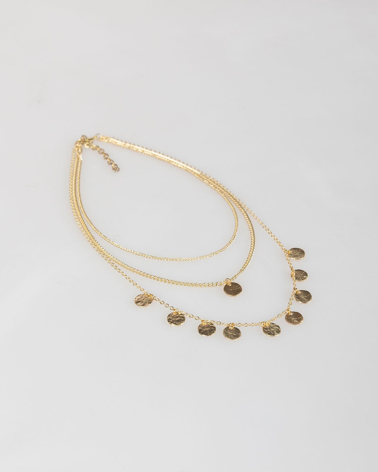 Collier double avec perles dorées