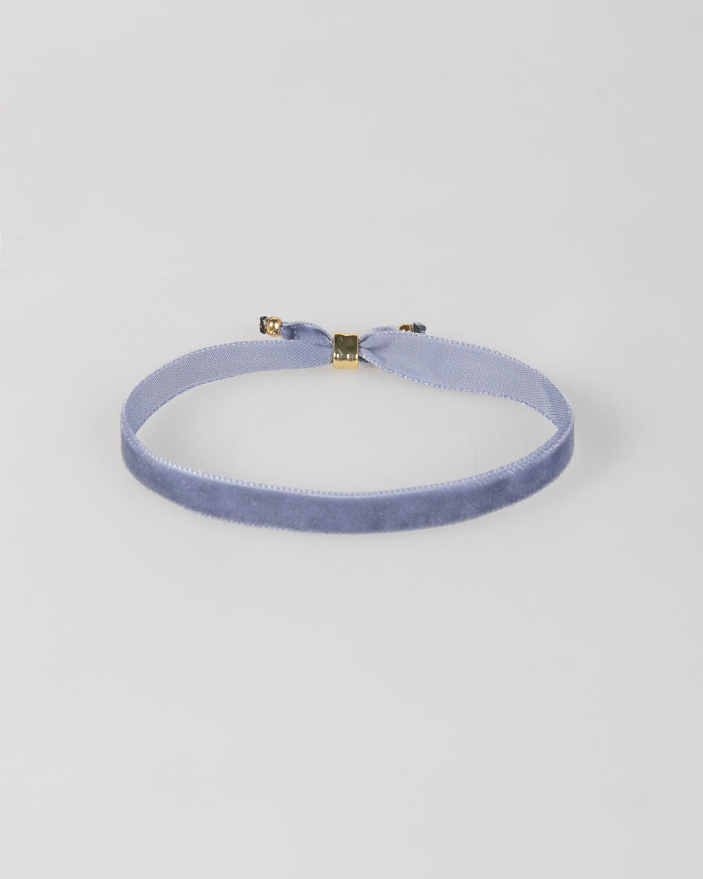 Adjustable velvet bracelet