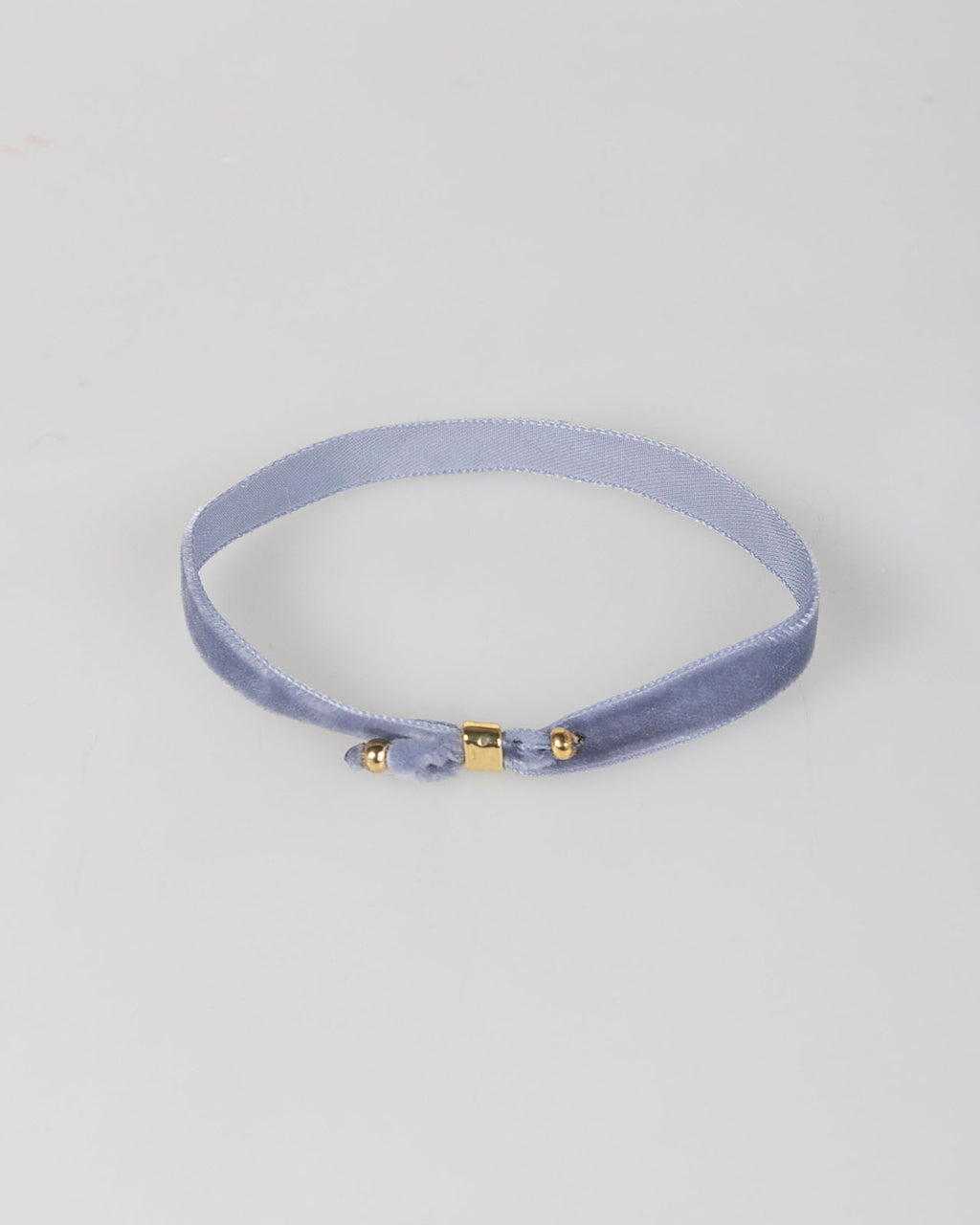 Adjustable velvet bracelet