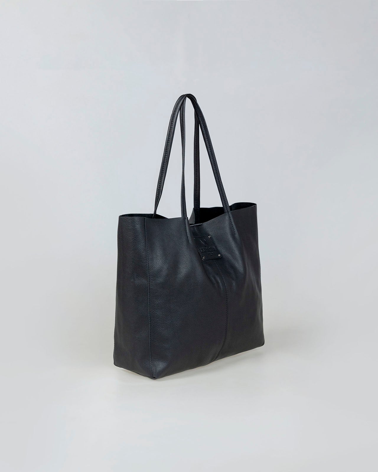 Leather shopper bag
