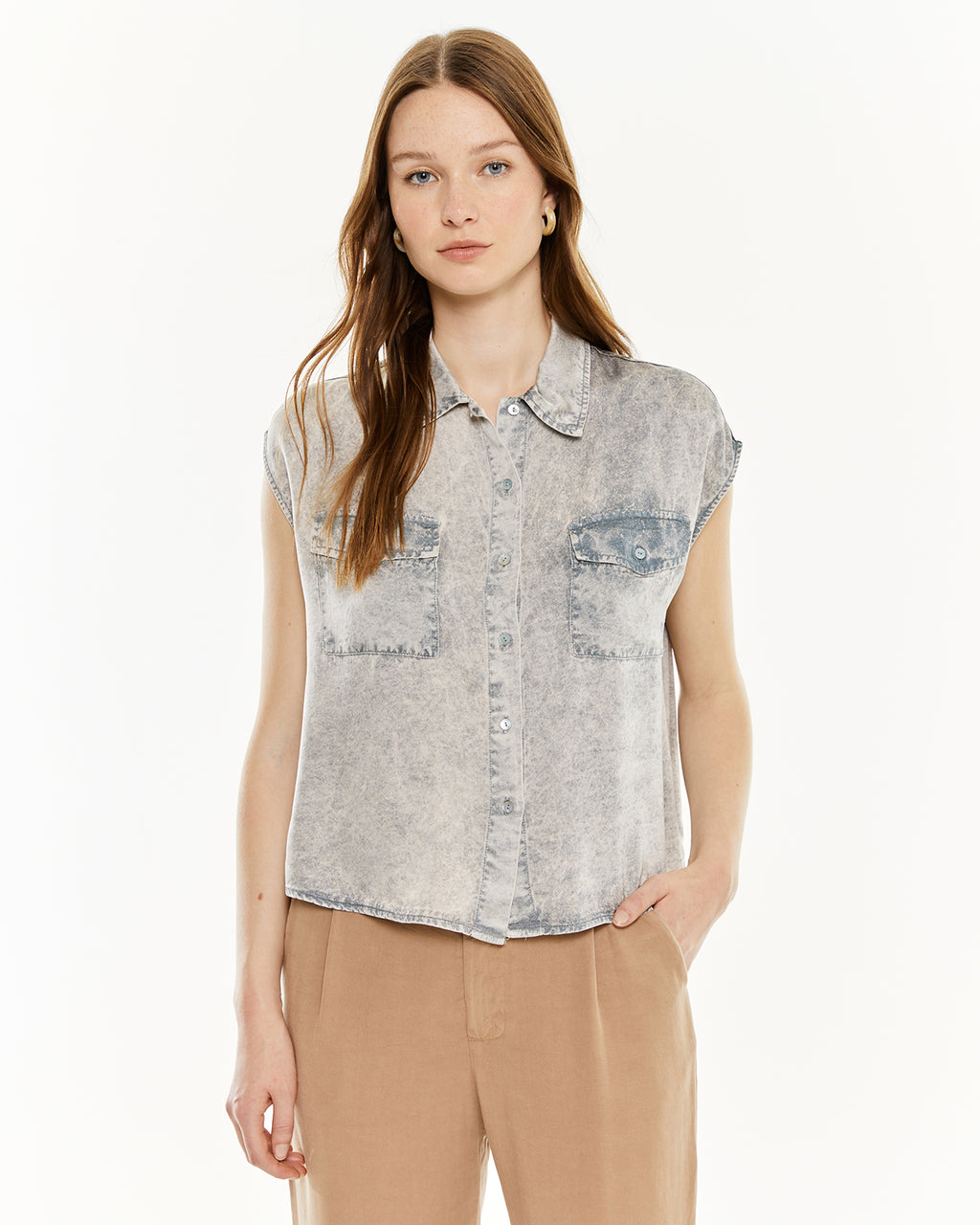 Camisa bolsillos efecto desgastado