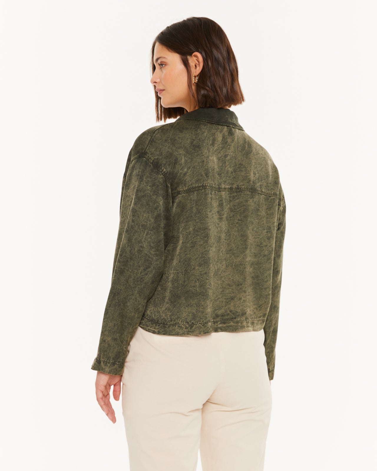 Chemise à poches avant