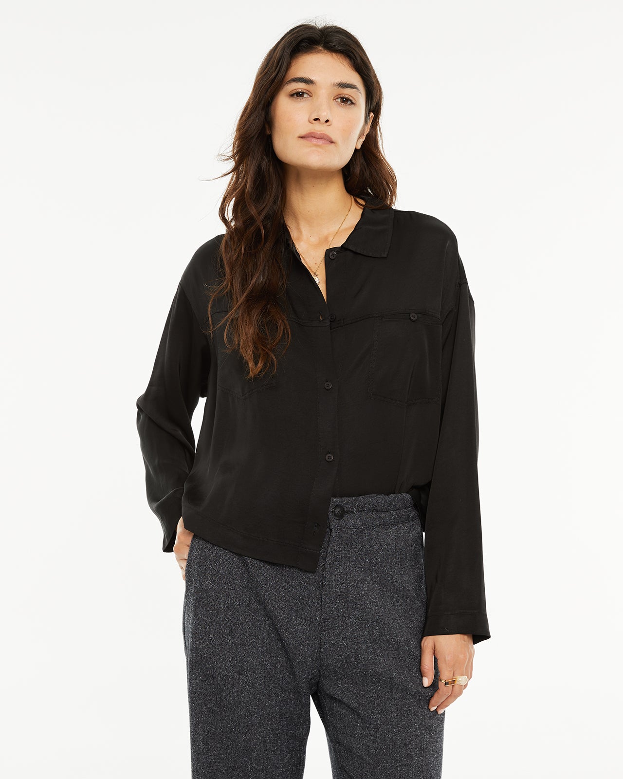 Chemise à poches avant