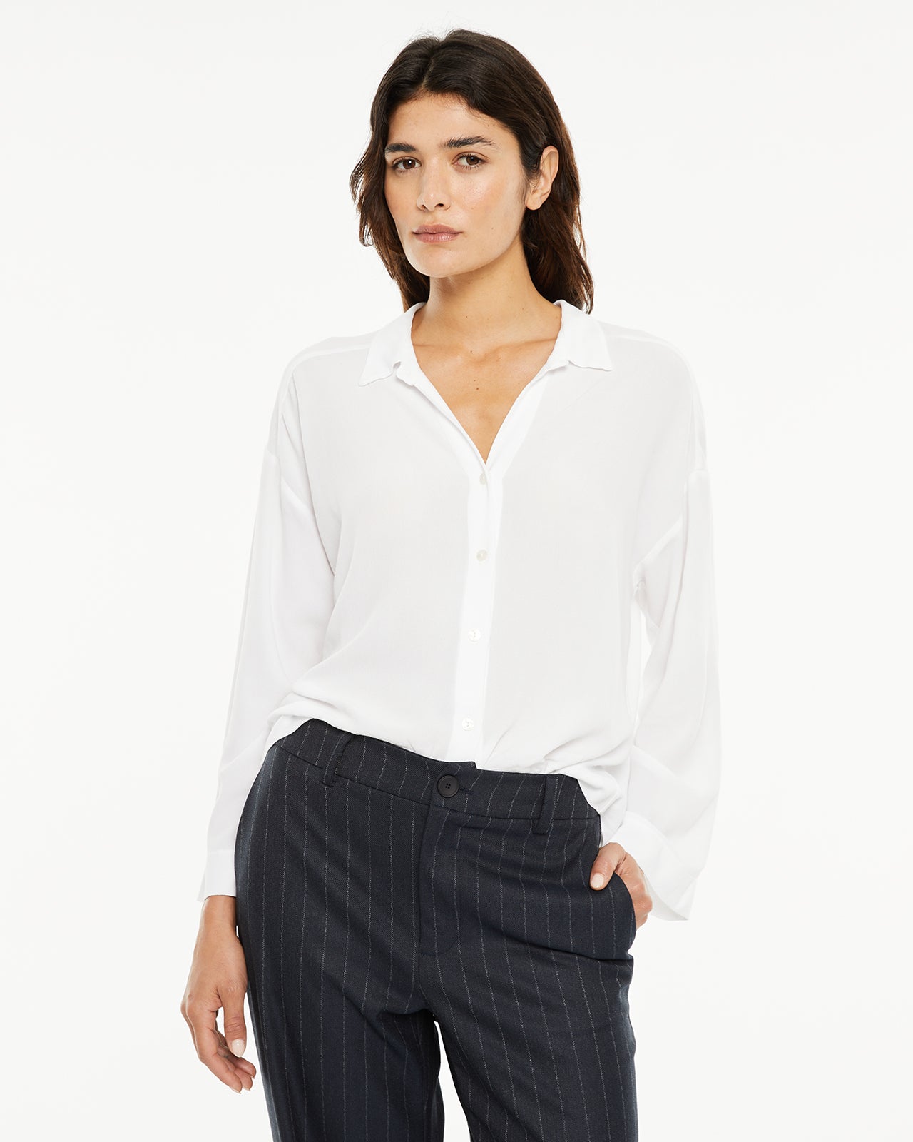 chemise blanche basique