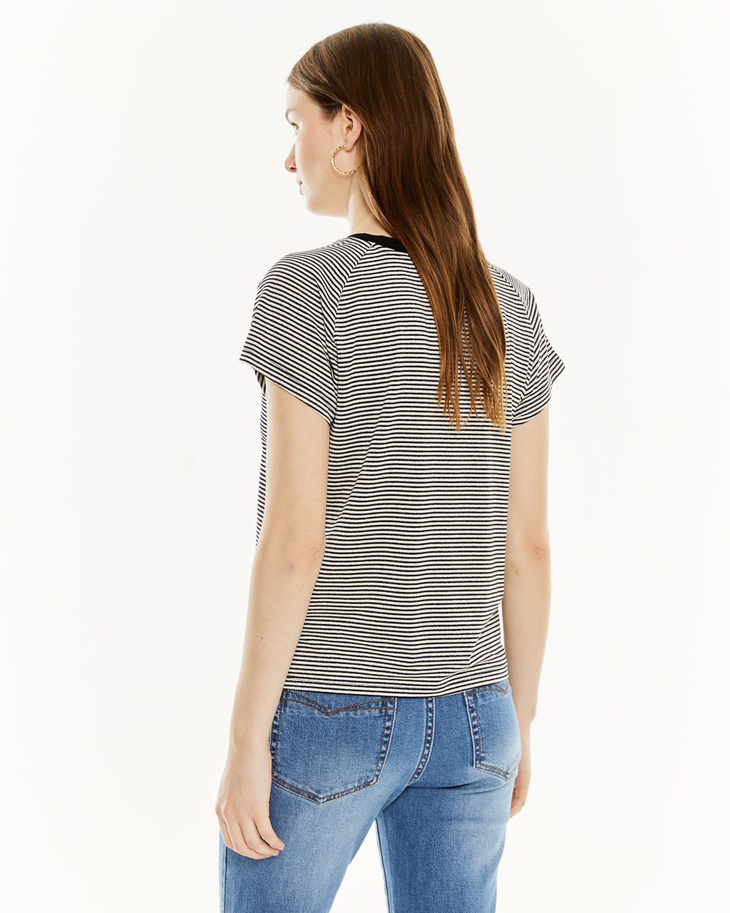 Camiseta de rayas con cuello pico