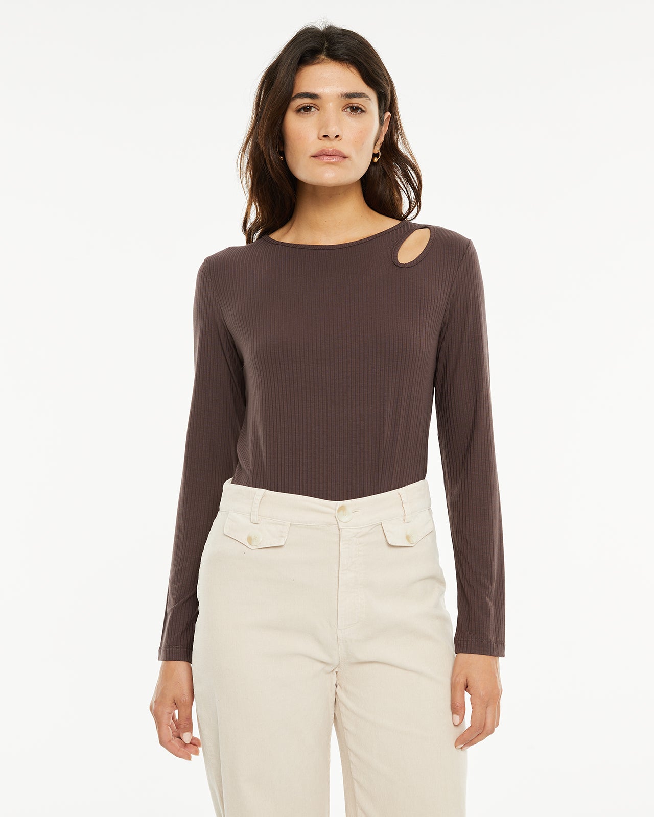 T-shirt côtelé découpé