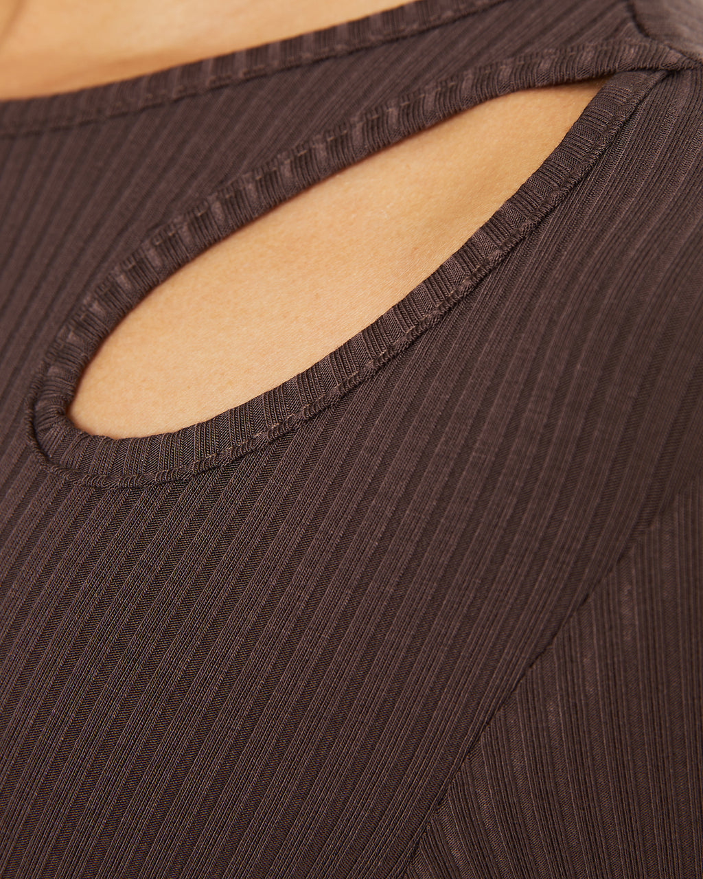 Camiseta canalé cut-out