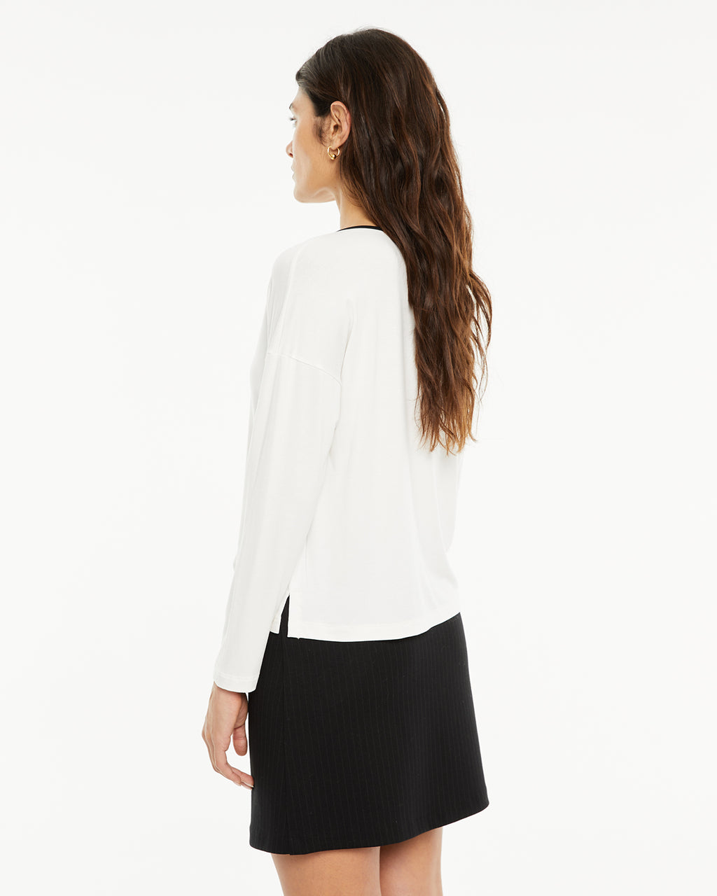 Camiseta pico contraste