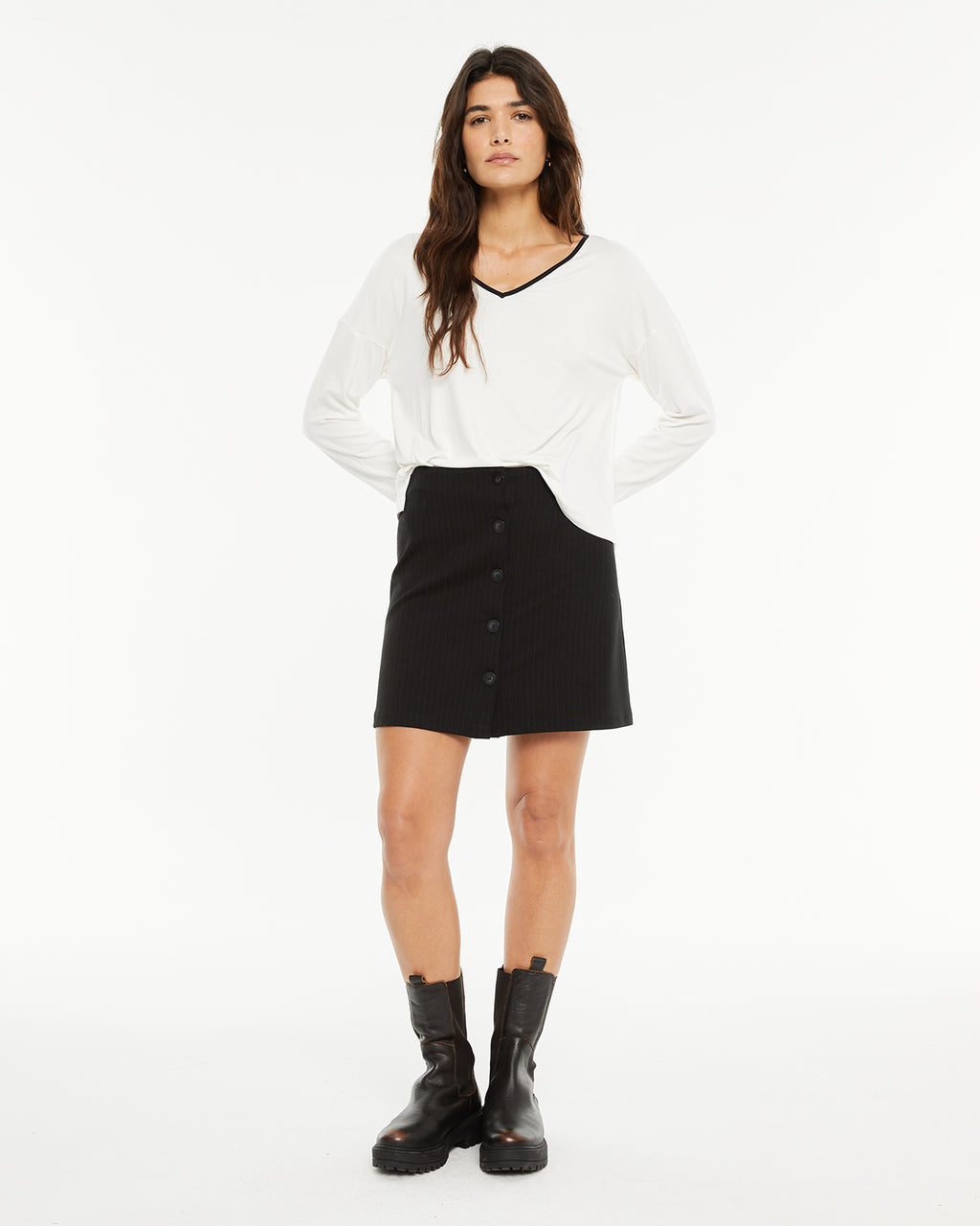 Camiseta pico contraste