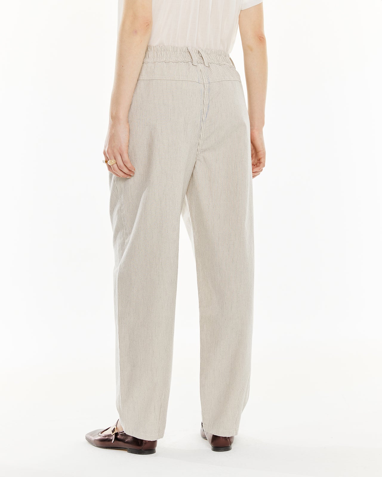 Striped pants with elastic waistband