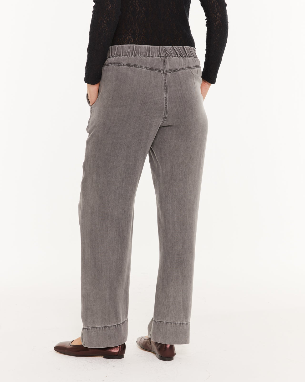 Pantalón tencel con goma