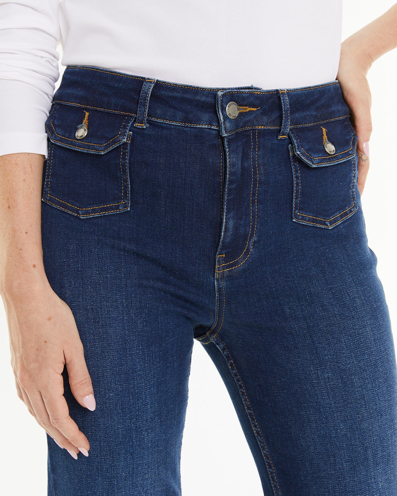 Pantalon en jean avec poches plaquées