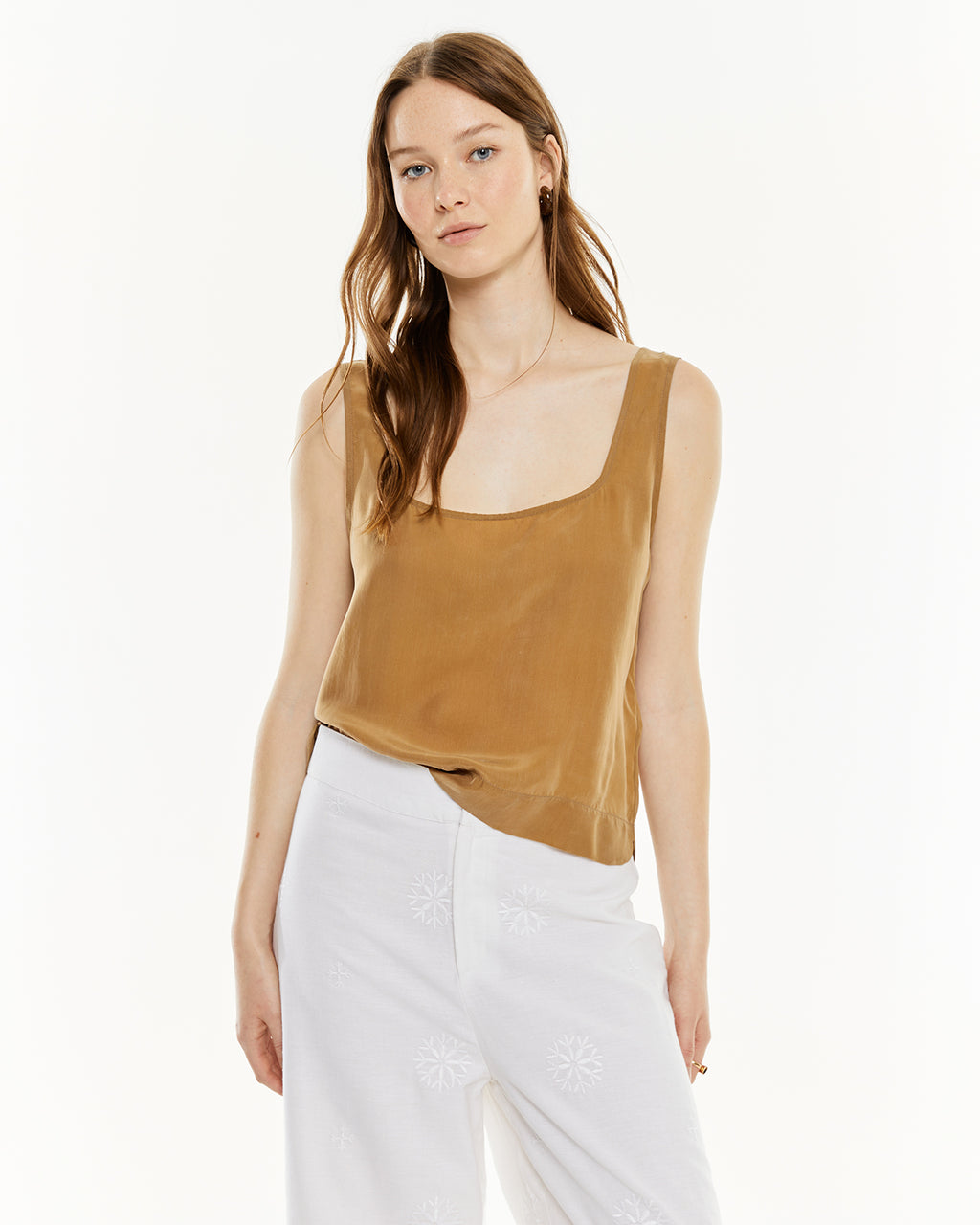 Top de tirantes con tejido de cupro