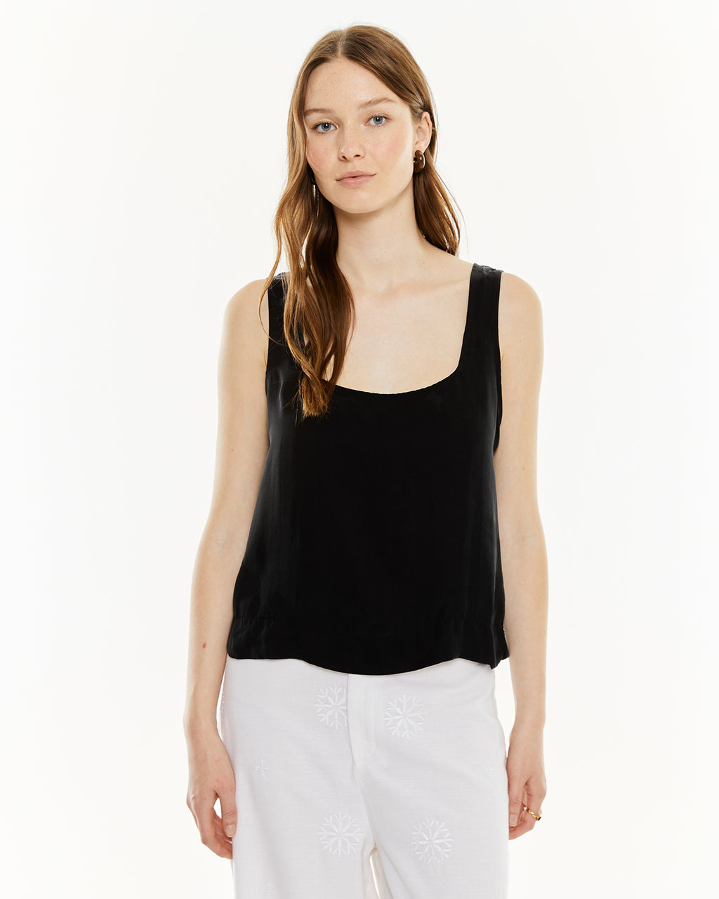 Top de tirantes con tejido de cupro