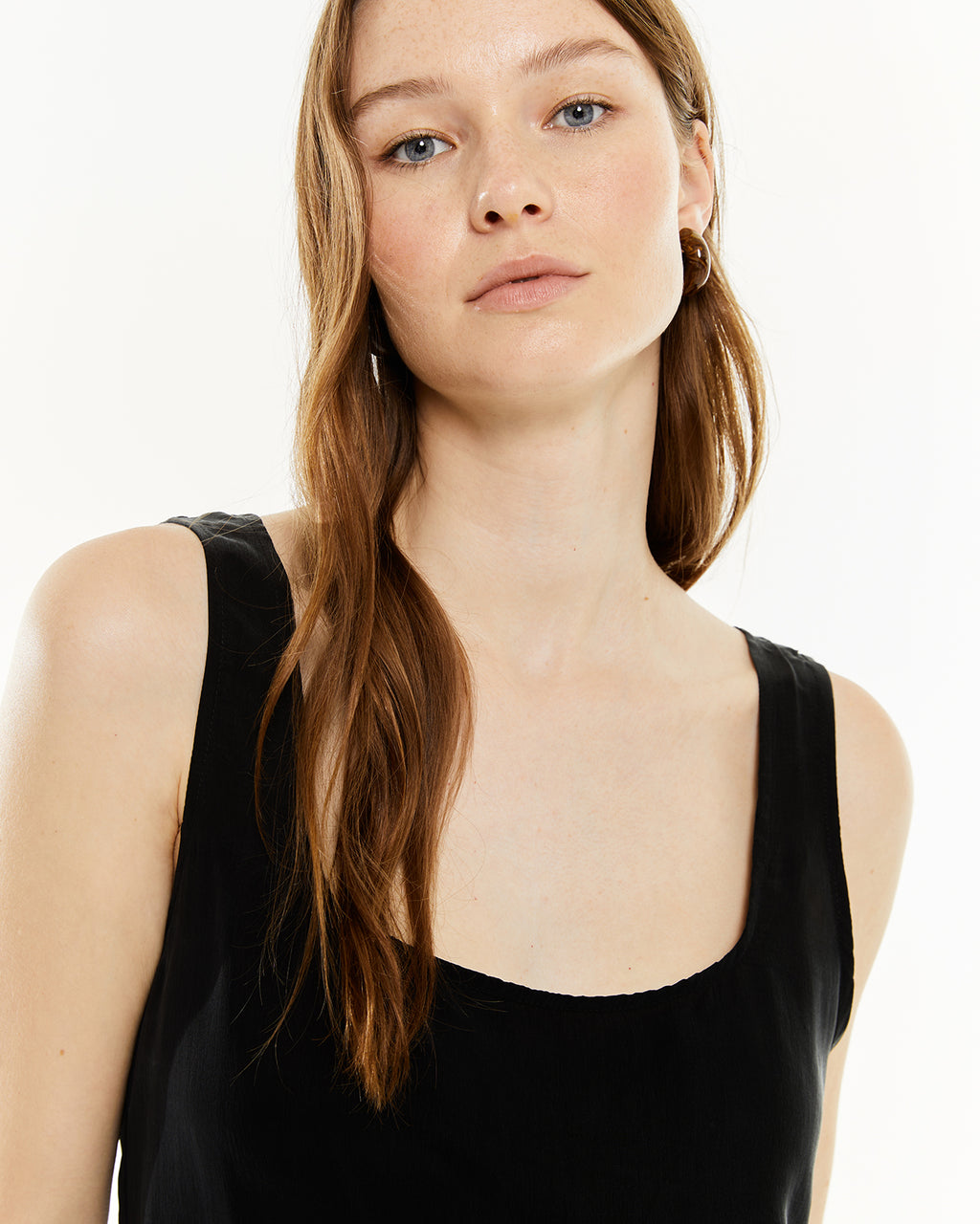 Top de tirantes con tejido de cupro