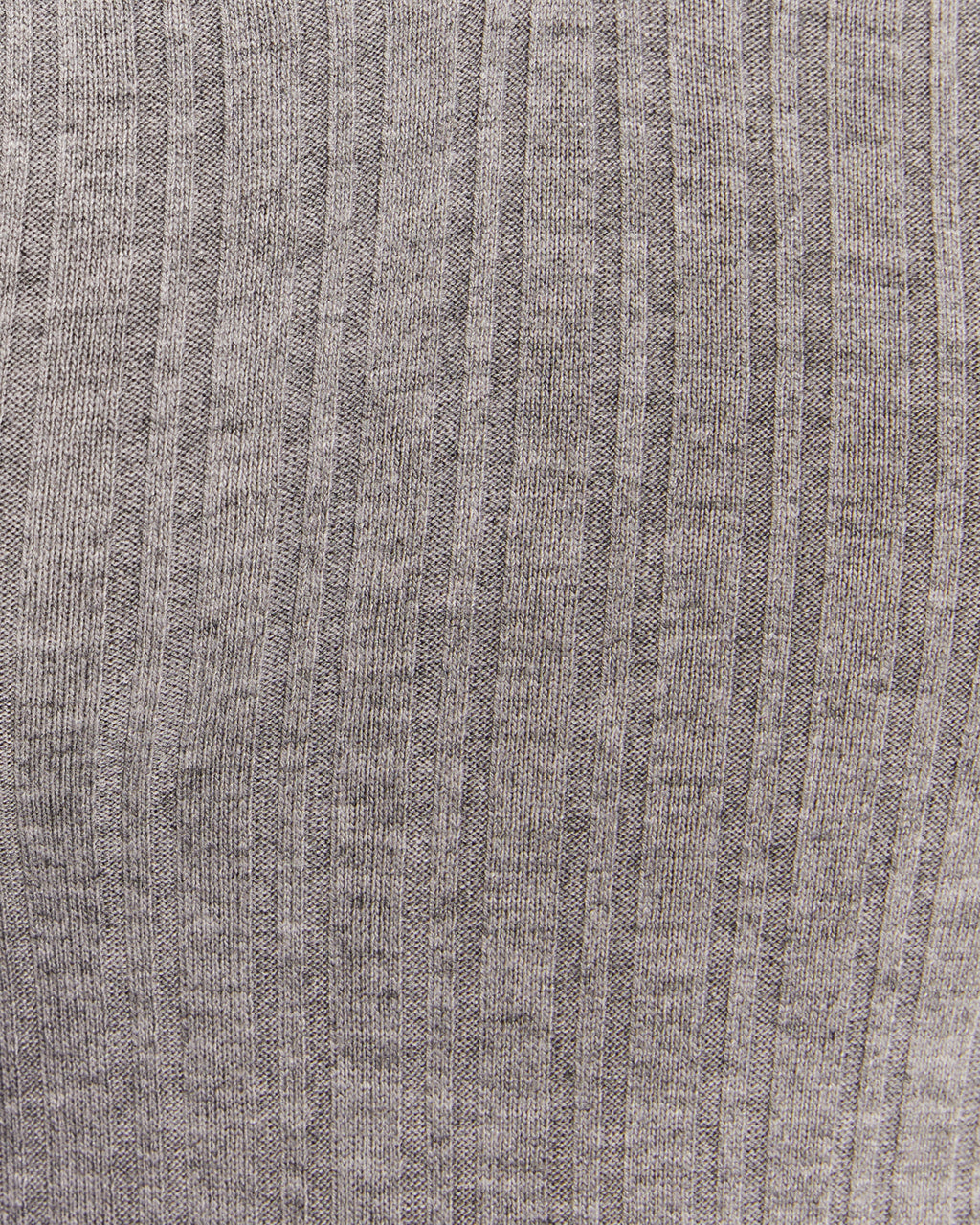 Vestido canalé con forma evasé