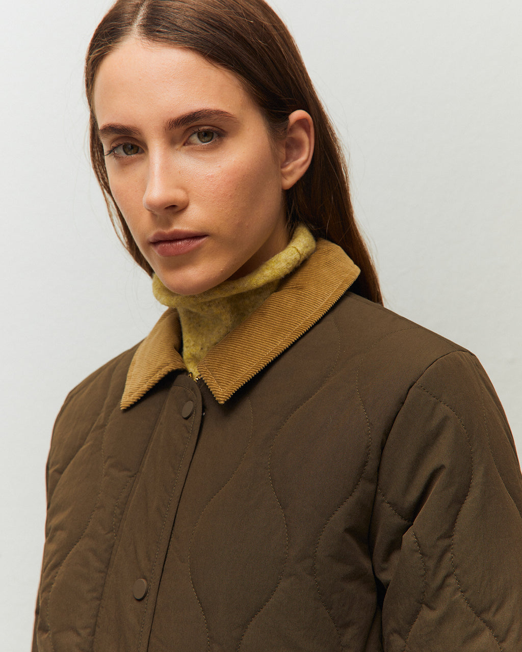 Anorak con cuello de pana