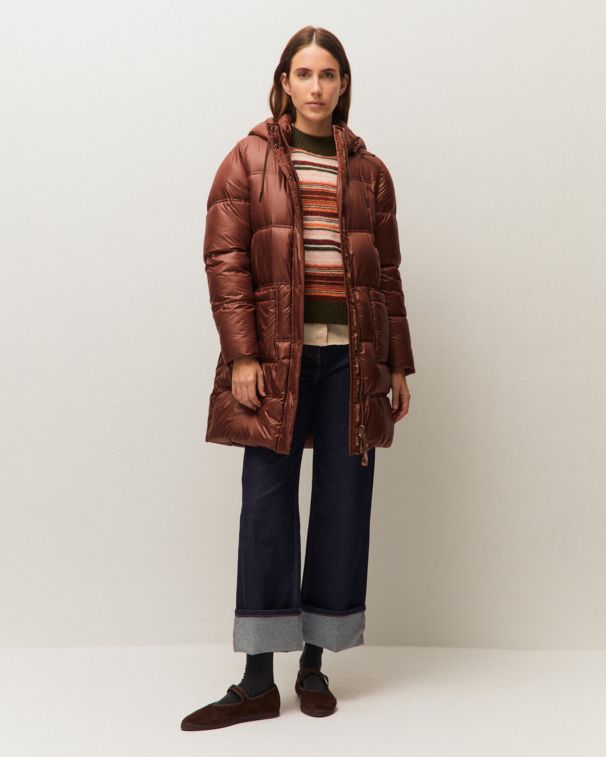 Anorak largo con capucha