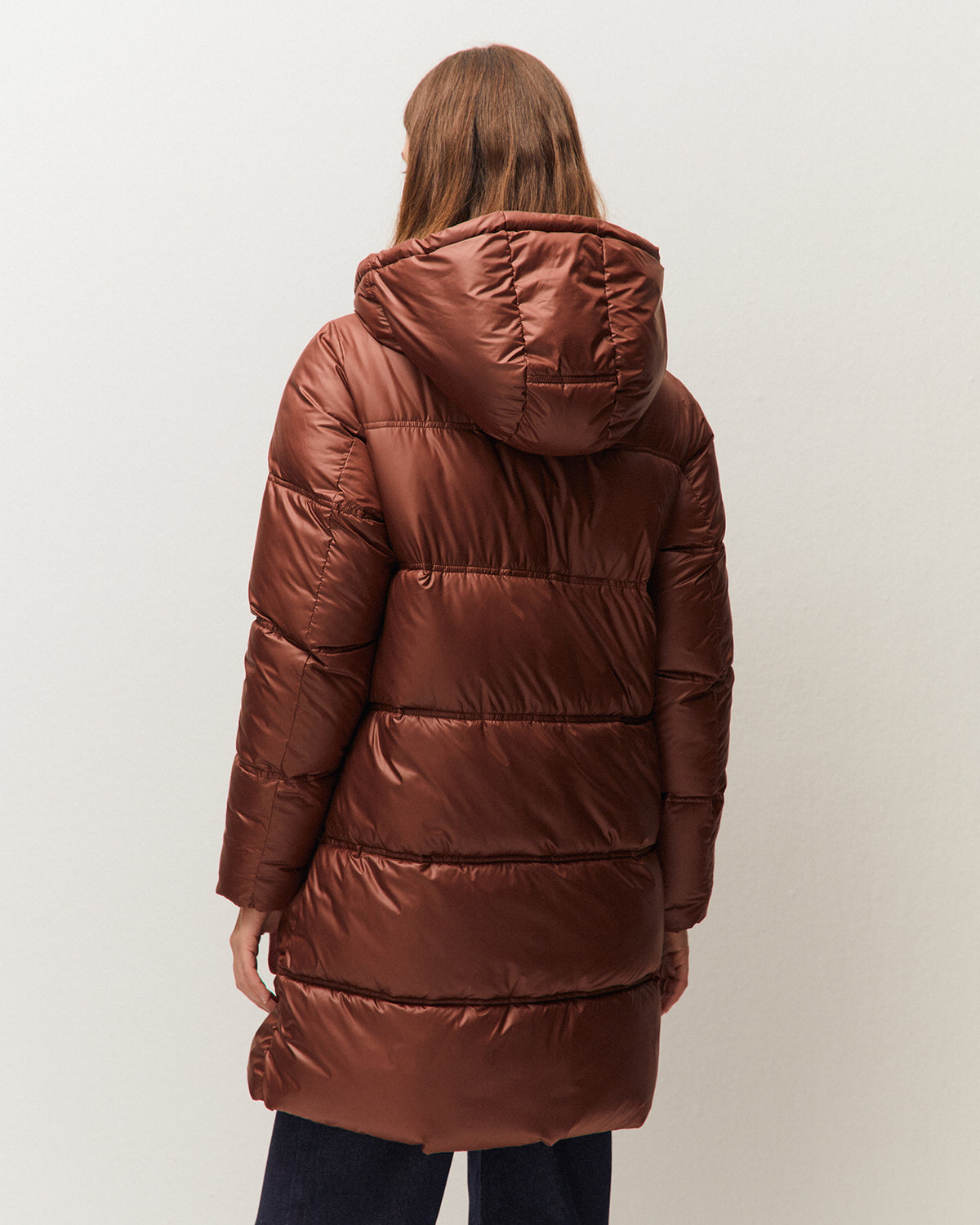 Anorak largo con capucha
